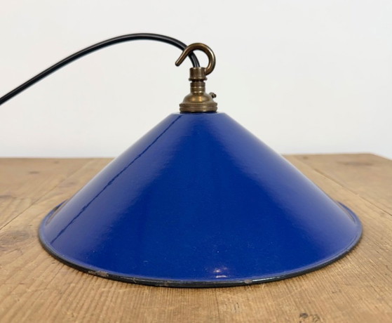 Image 1 of Industriële kobaltblauwe emaille fabriekshanglamp, jaren 1950