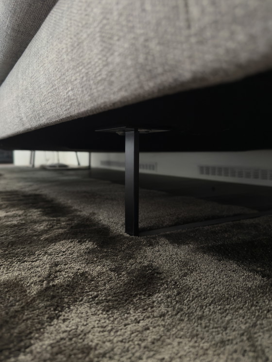 Image 1 of Divano Montis Axel 4 posti + poggiapiedi