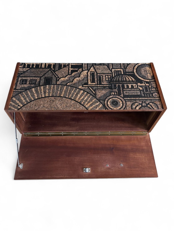 Image 1 of Klein dressoir met echte kurkprint | The Vintage Vibe