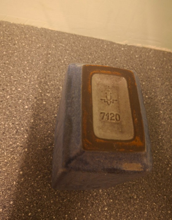 Image 1 of Karlsruher Majolikavase Modell 7120