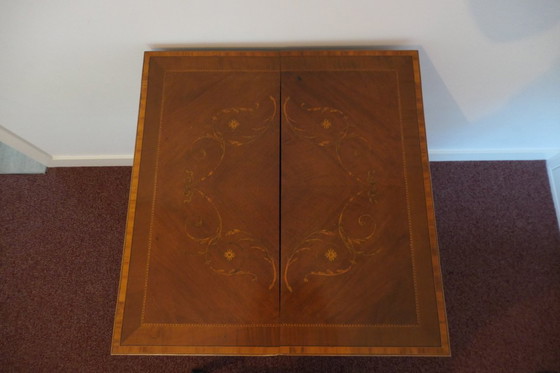 Image 1 of mesa de té de caoba