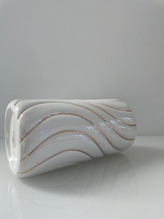 Image 1 of Vaso italiano vintage Rigoni in ceramica bianca/oro