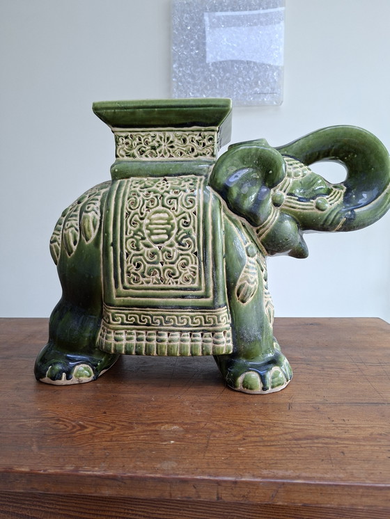 Image 1 of Tavolo per piante in ceramica xl elefante