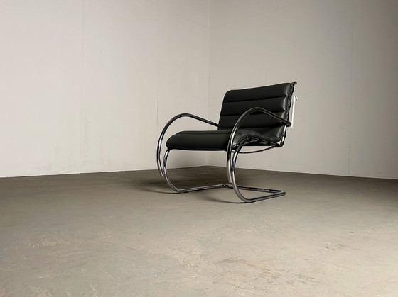 Image 1 of MR40, Mies van der Rohe para Knoll - Sala de exposición