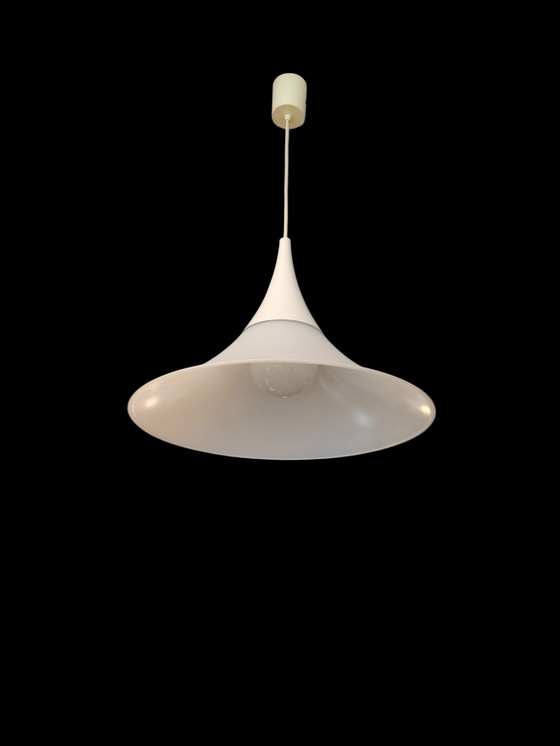 Image 1 of Lampada a sospensione vintage a forma di cappello da strega di Glashütte Limburg.