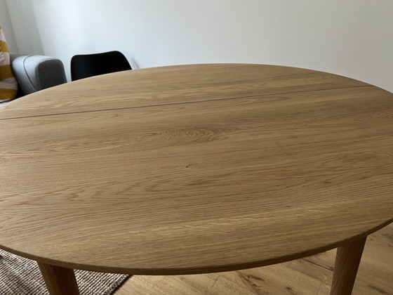 Image 1 of Fdb Møbler - C62E Bjørk Table à rallonge en chêne Table en bois ronde