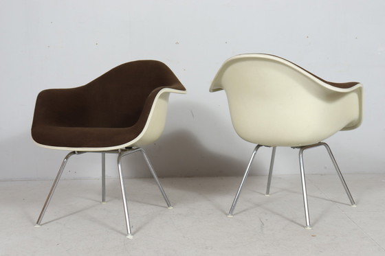 Image 1 of Charles en Ray Eames voor Vitra, set van 2 stoelen/armstoelen, model: 'Dax', jaren 1970