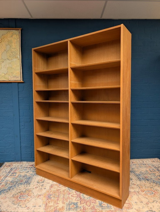Image 1 of Grote vintage boekenkast, Hundevad, jaren 60