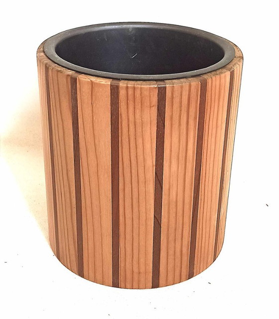 Image 1 of Scandinavische houten ijsemmer of flessenkoeler Hoogte 22,5 cm