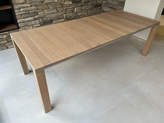 Image 1 of Leolux Vivre oak dining table 240cm