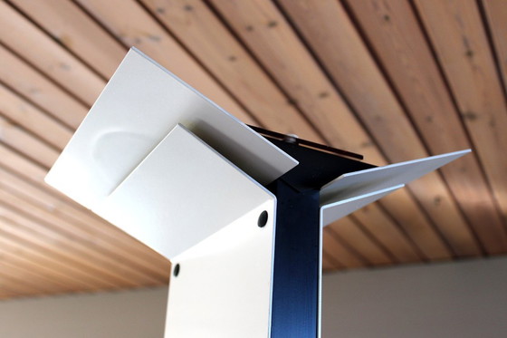 Image 1 of Design lamp