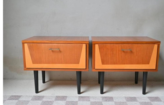 Image 1 of Ensemble de tables de chevet vintage des années 1950