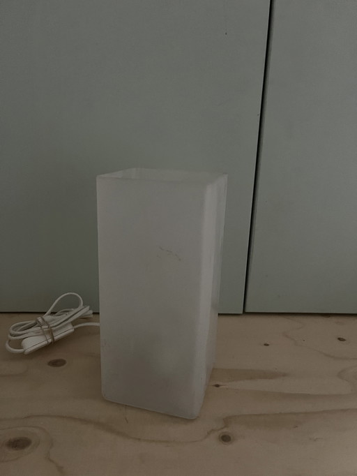 IKEA Grönö lamp melkplas 