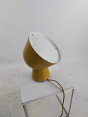 1 lampada da tavolo Ikea Ps di Ola Wihlborg, colore giallo ocra degli anni '90 