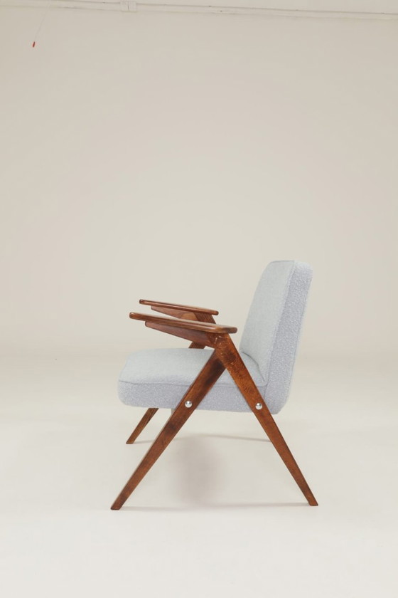 Image 1 of Vintage Set Fauteuils Bouclé Baby Blauw Donker Noten, 1960 Scandinavisch Ontwerp