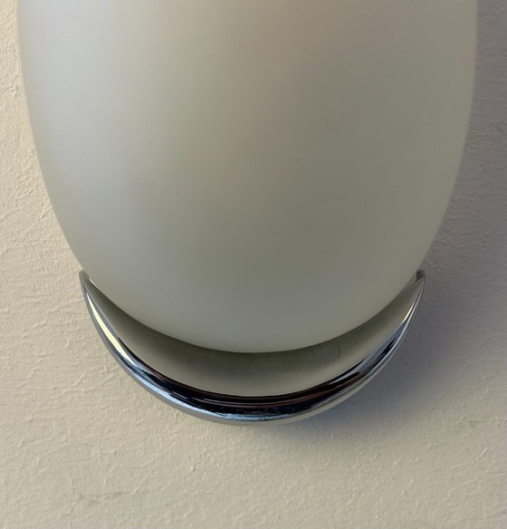 Image 1 of Coppia di applique vintage, metallo cromato e vetro satinato, Francia, 1980