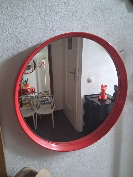 Image 1 of Miroir XL vintage rouge (60 cm) années 60/70
