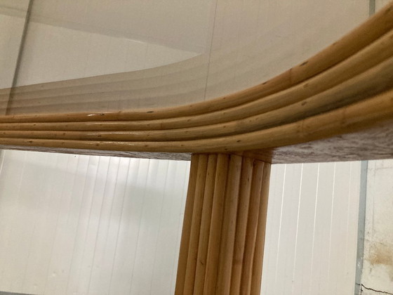 Image 1 of Table de salle à manger ovale en rotin et bambou avec plateau en verre fumé, 1970