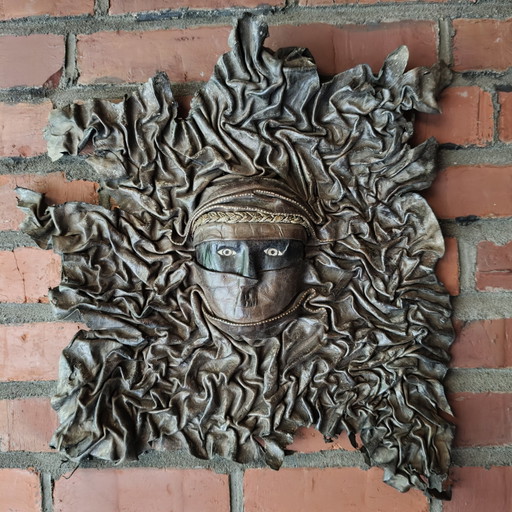 Handcrafted Leather Wall Sculpture 45×45 cm – Tuareg Inspired Mask Relief