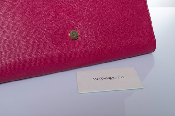Saint Laurent, pochette Chyc color fucsia – Clutch, Calfskin (photo 13 of 13)