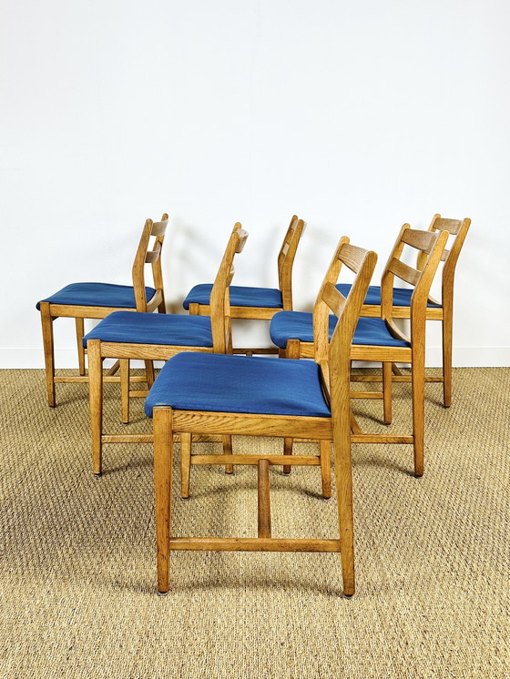 Image 1 of 6 Vintage Scandinavian Oak Chairs 1960