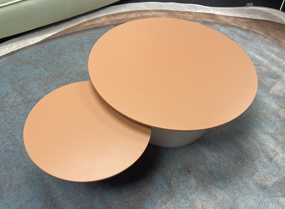 Image 1 of Leolux Pode Slowy Coffee Table Showroom