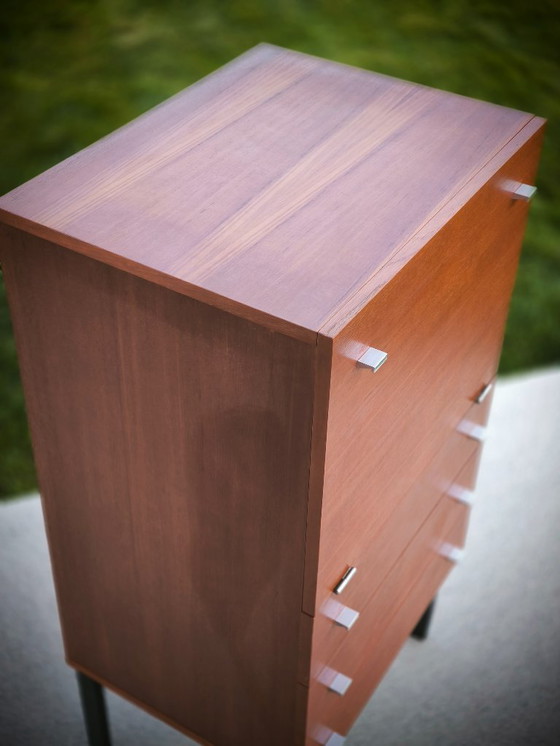 Image 1 of Secretario Pierre Guariche de Meurop