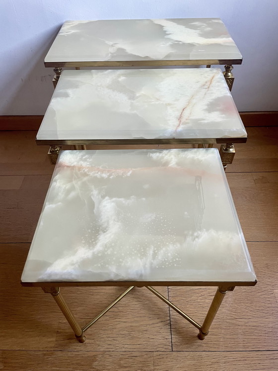 Image 1 of Vintage neoclassicistische set bijzettafels