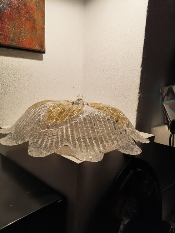 Image 1 of Vintage design modernist glazen bloemen Murano plafonnière toegeschreven aan Barovier et Toso