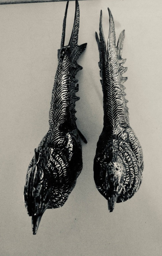 Image 1 of Magnifique paire de faisans en bronze argenté. Vintage - années 1950.