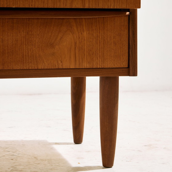 Image 1 of MK10648 Commode en teck restaurée