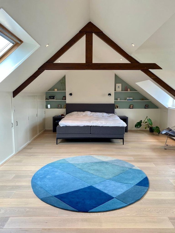 Image 1 of Tappeto Claire Gaudion, rotondo, blu/verde, diametro 200 cm