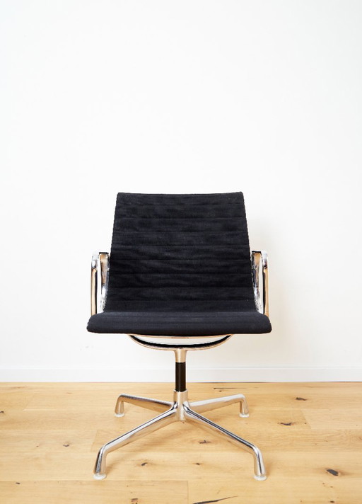 EA 108 Swivel Chair by Charles & Ray Eames for Herman Miller