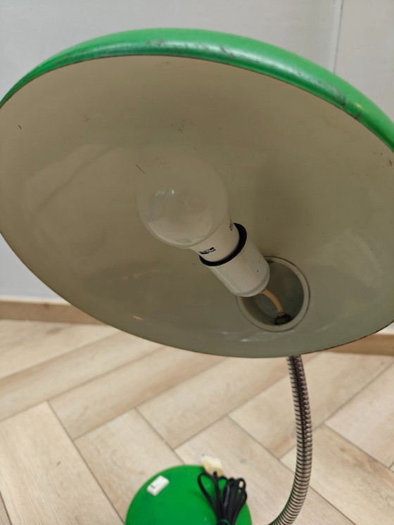 Image 1 of Mid Century moderne Metall Tischlampe grün
