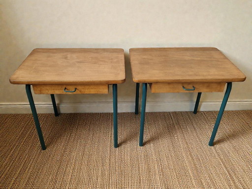 Coppia di comodini in legno e metallo