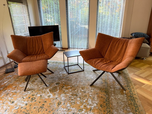 2x Label Gustav swivel Armchairs and footstool