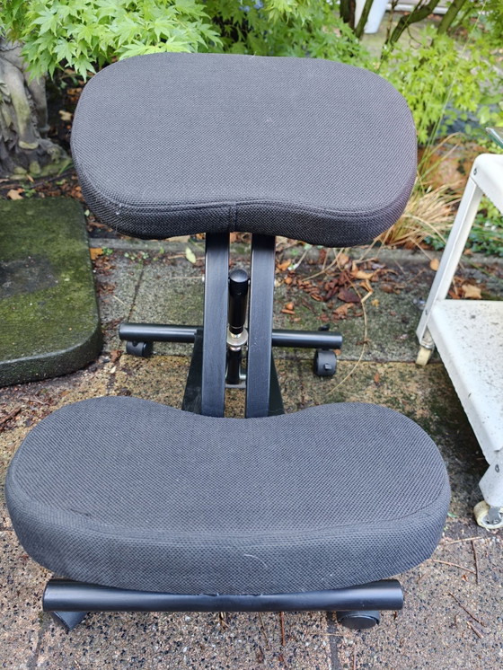 Chaise à genoux, design ergonomique - noir – Fauteuils de relaxation, Textile, Métal (photo 6 of 6)