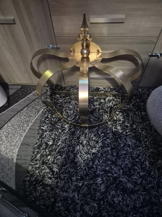 Image 1 of Magnifique couronne vintage dorée