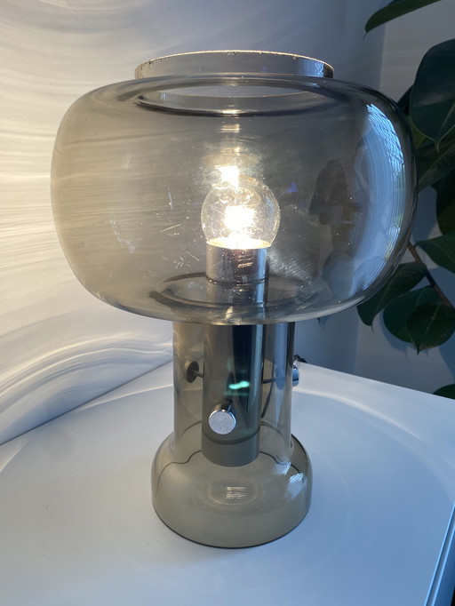 Tischlampe im Vintage-Design