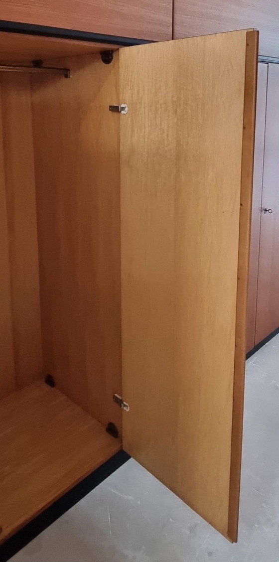 Mid Century Kleiderschrank – Kleiderschränke, Wood (photo 16 of 30)