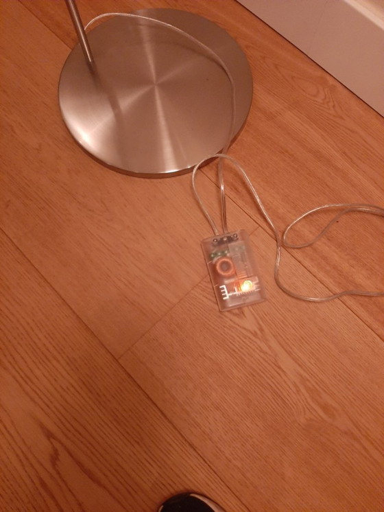 Image 1 of Booglamp van RVS met matglazen bol