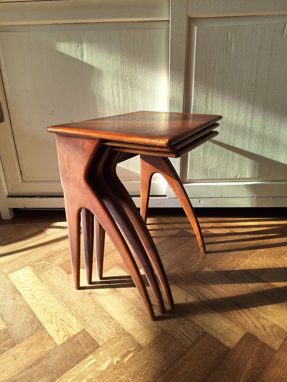 Image 1 of Tables gigognes vintage uniques