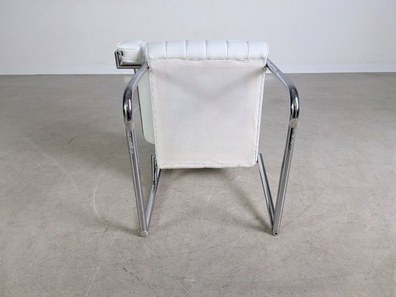 Image 1 of Eileen Grijze non-conformistische stoel, wit, Vereinigte Werkstätten München