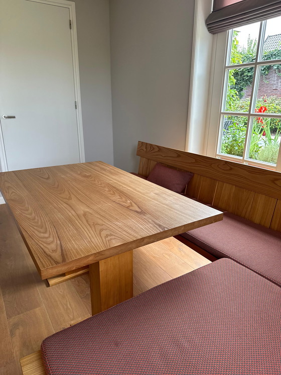 Image 1 of Handgemaakte hoekbank met tafel