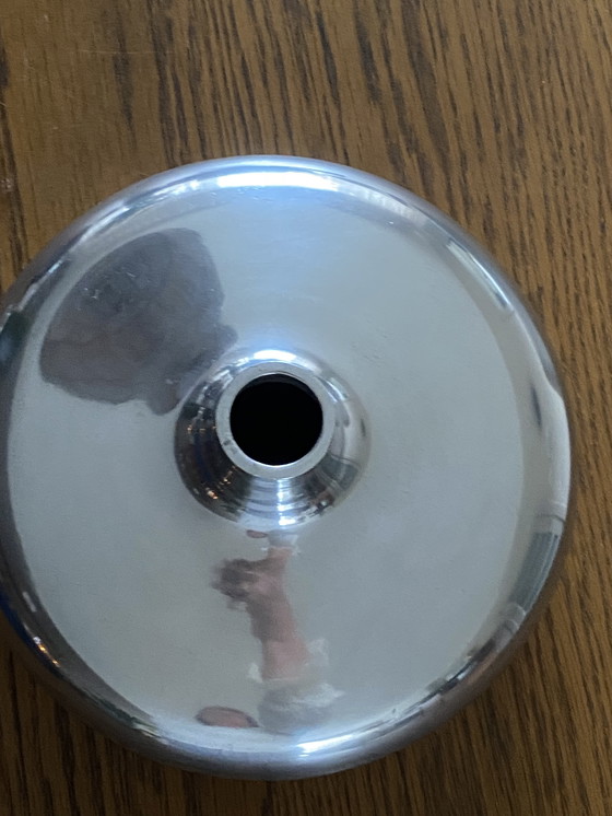 Image 1 of Grote vintage aluminium vaas