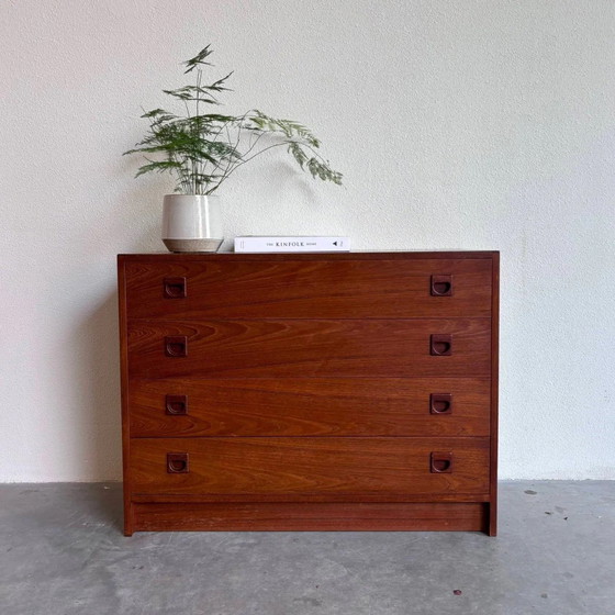 Image 1 of Vintage ladekast teak op plint