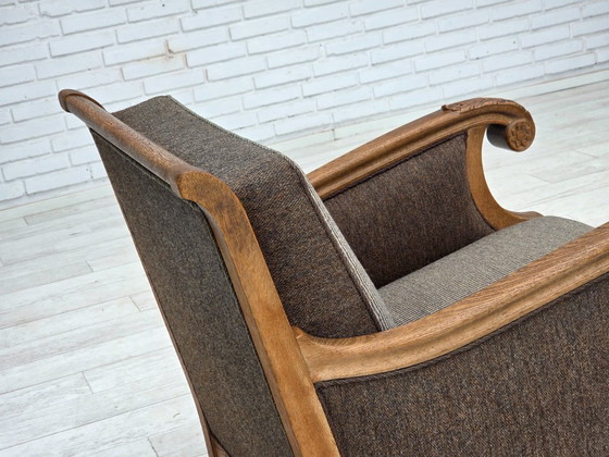Image 1 of Années 1950, fauteuil danois, meuble en laine, bois de chêne massif sculpté.