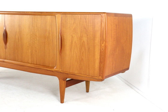 Image 1 of Johannes Andersen pour Uldum mobelfabrk buffet vintage