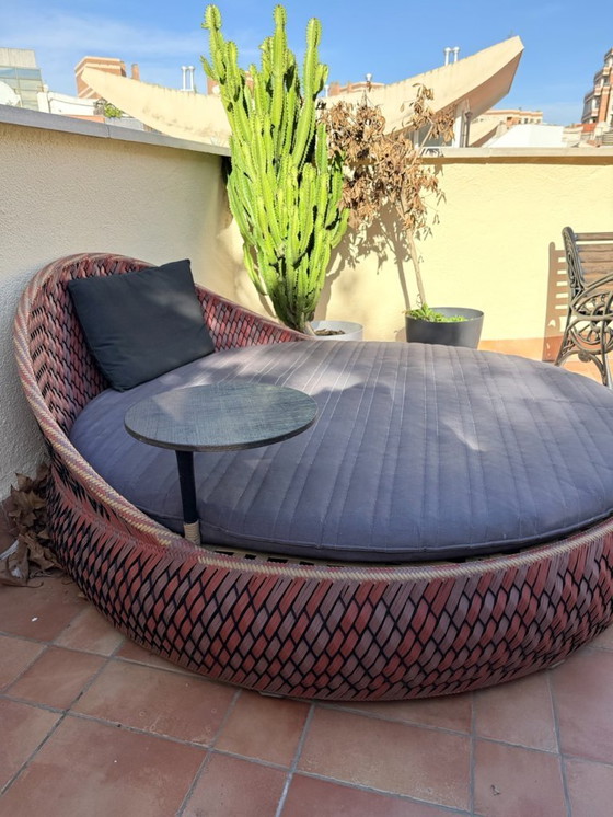 Image 1 of DEDON DALA Designer Tweezitsbank