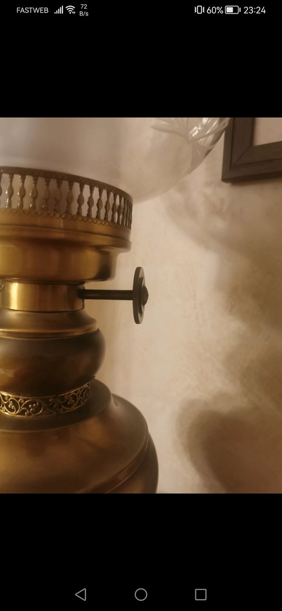 Image 1 of Lámpara de latón y cristal de estilo Art Nouveau de la década de 1970.